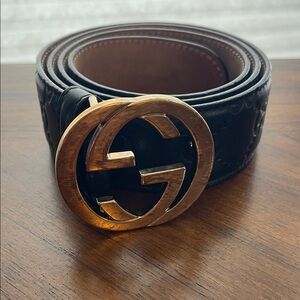 Authentic Gucci Belt - Gucci embossed leather